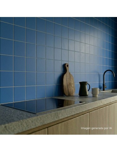 Azulejo Chroma, color azul oscuro, acabado mate, formato 20x20cm de la marca Mainzu.